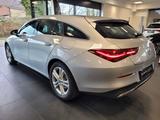 Mercedes-Benz CLA 180 SB PROGRESSIVE ADVANCED+ SMARTPHONE INT - silberne Mercedes-Benz CLA 180 Shooting Brake