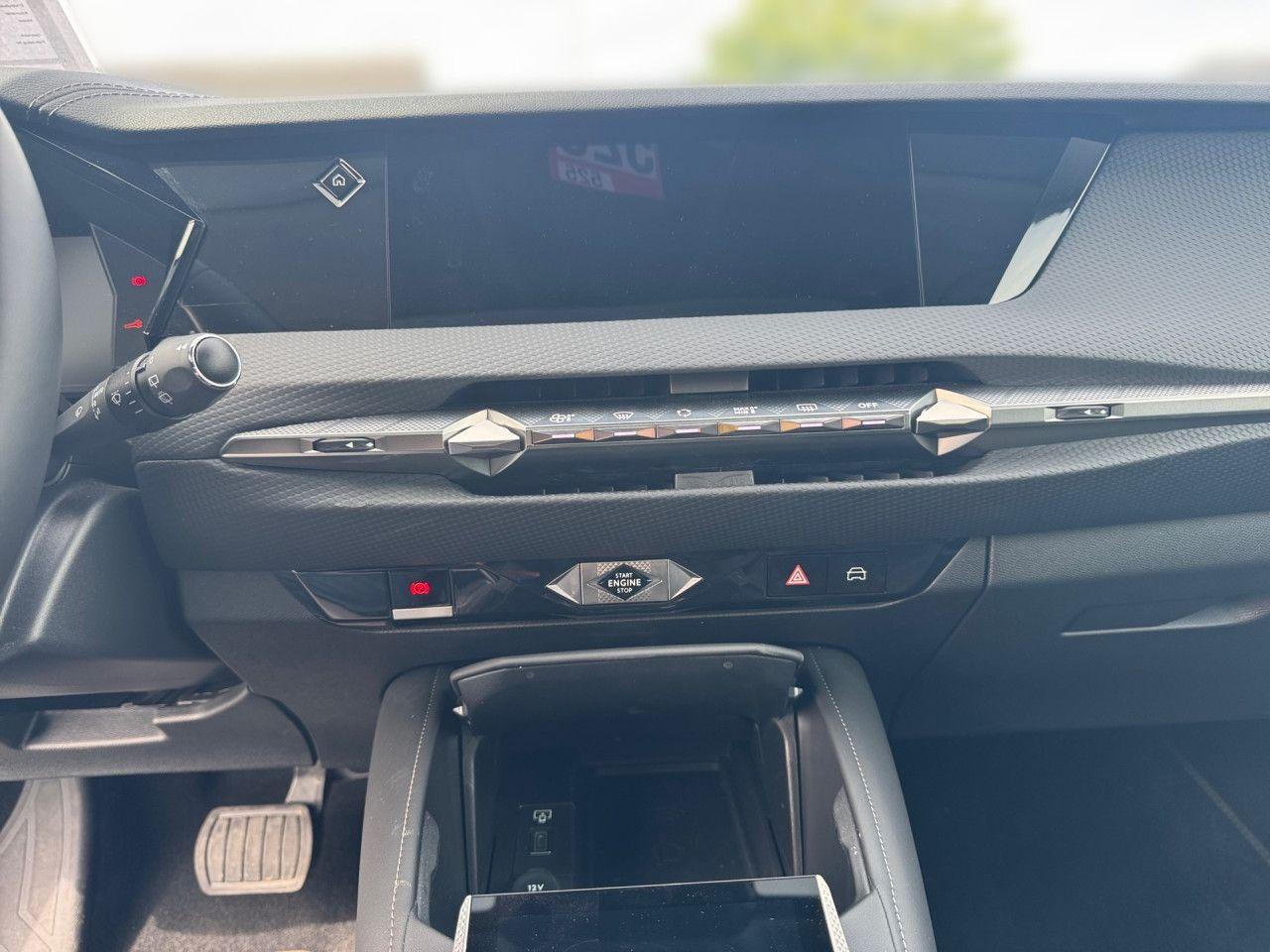 DS Automobiles DS4 PureTech 130 RIVOLI KAMERA SCHIEBEDACH