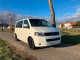 Volkswagen T5 Multivan - Volkswagen aus 2011: Multivan
