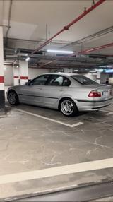 BMW 320i - Angel Eyes, M Stoßstange, Apple Carplay - BMW: Angel Eyes