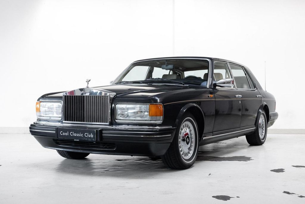 Rolls-Royce Silver Spur
