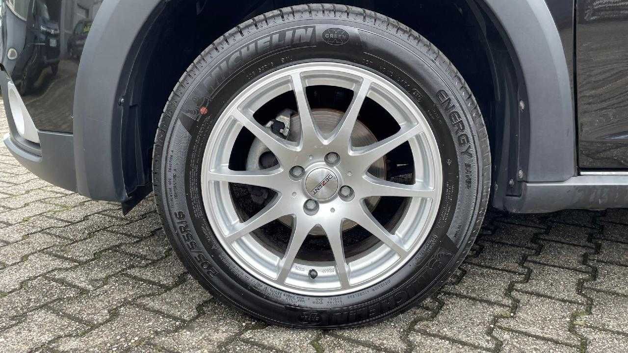 Fahrzeugabbildung Dacia Sandero Stepway Prestige TCe 90 Navi PDC RFK uvm