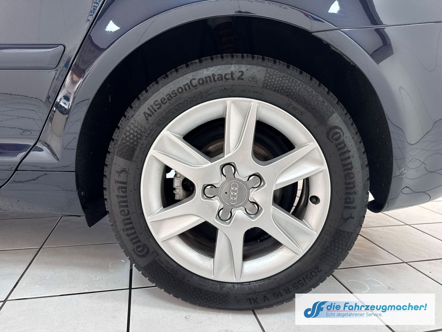Fahrzeugabbildung Audi A3 Sportback 1.6 TDI Attraction Klimaautom SHZ