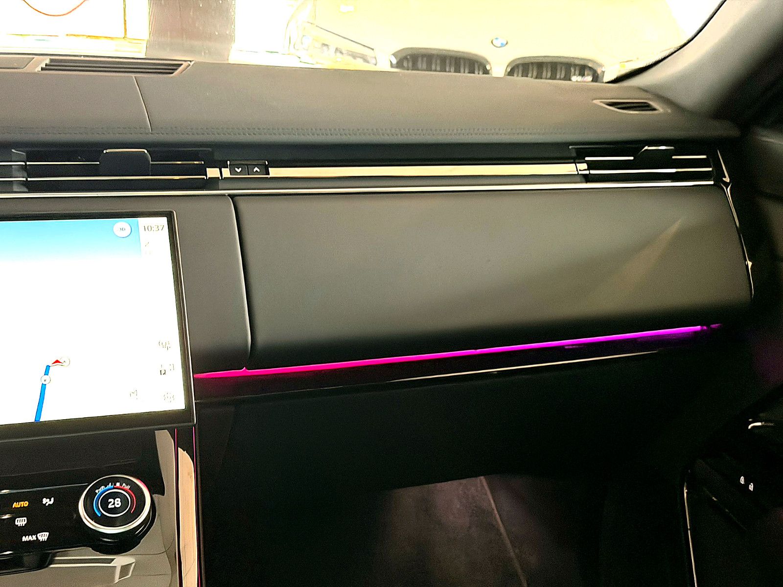Fahrzeugabbildung Land Rover Range Rover Sport Dynamic SE/PANO/3D''KAMER/MERI
