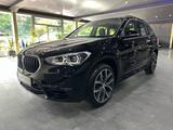 BMW X1 sDrive 20 i Sport Line /MEMORY / 19Zoll/ 1.HA - BMW X1: Schwarz