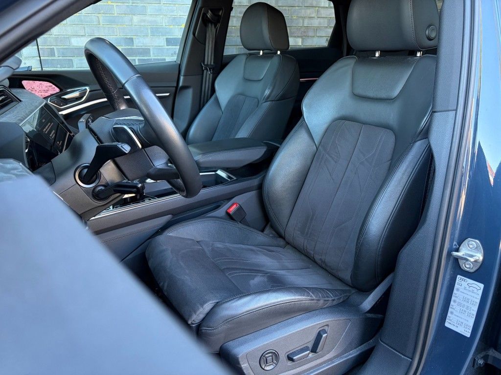 Audi e-tron Sportback 55 QUATTRO S-LINE - AHK - 21 IN imagem 2