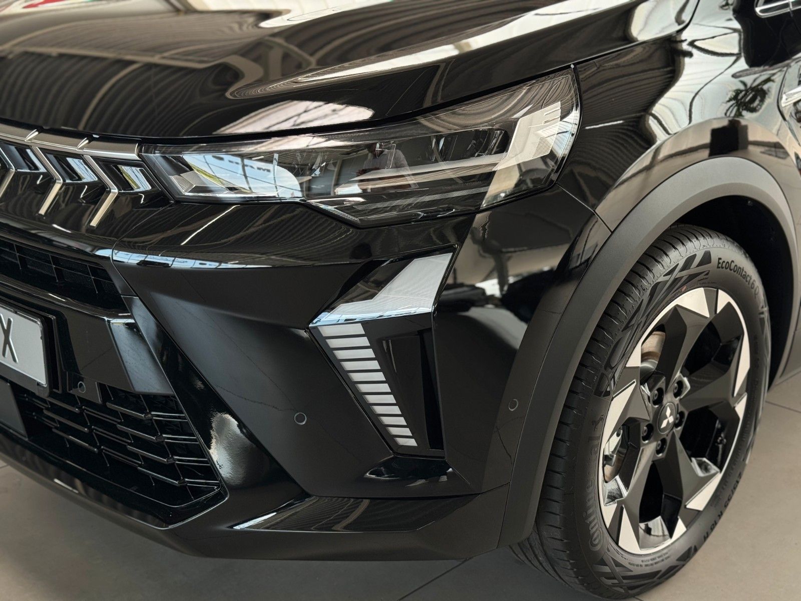 Fahrzeugabbildung Mitsubishi ASX 1.8 Hybrid 6-G.-Automatik Edition