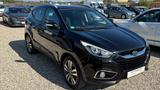 Hyundai ix35 2.0-Leder-Panoramad.-Navi-PDC-AHK-1.Hand - Hyundai ix35 mit Schiebedach