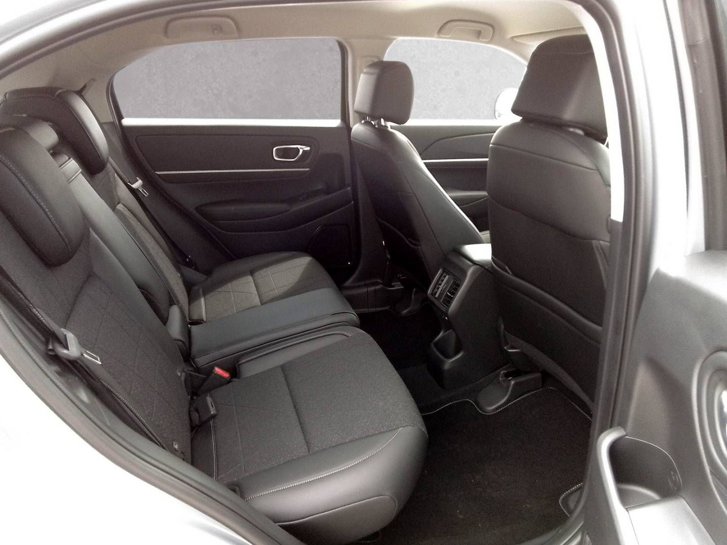 Fahrzeugabbildung Honda HR-V 1.5 Hybrid Advance Plus