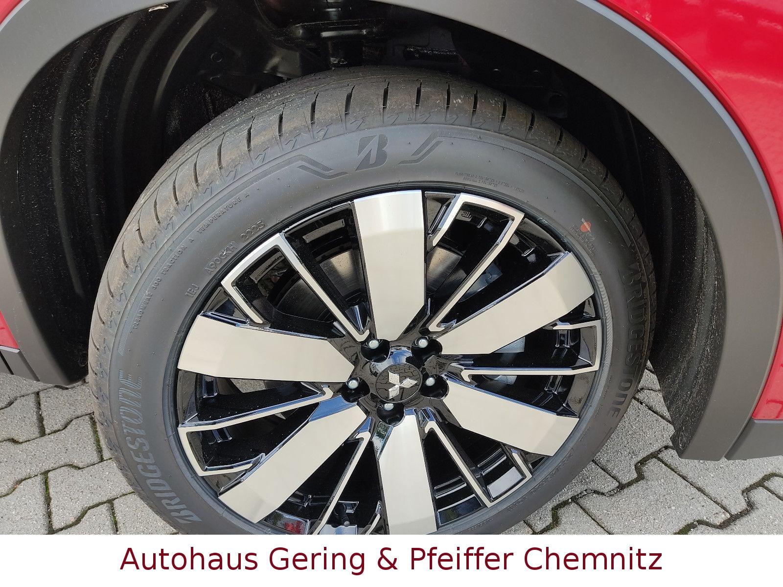 Mitsubishi Outlander PHEV Plug-in Hybrid Intro Edition