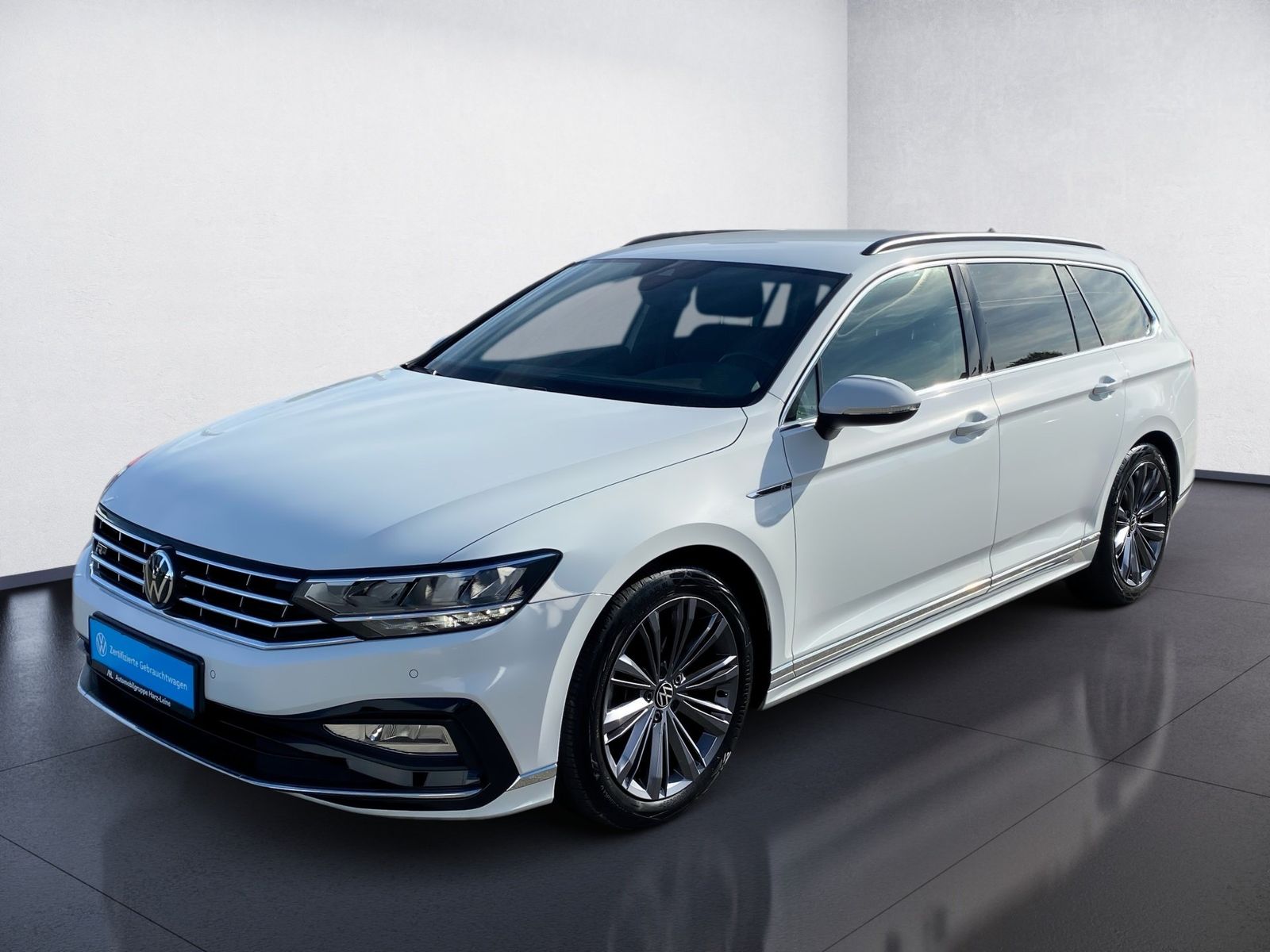 Volkswagen Passat Variant 2.0 TSI R-Line DSG LED Navi ACC R foto 2