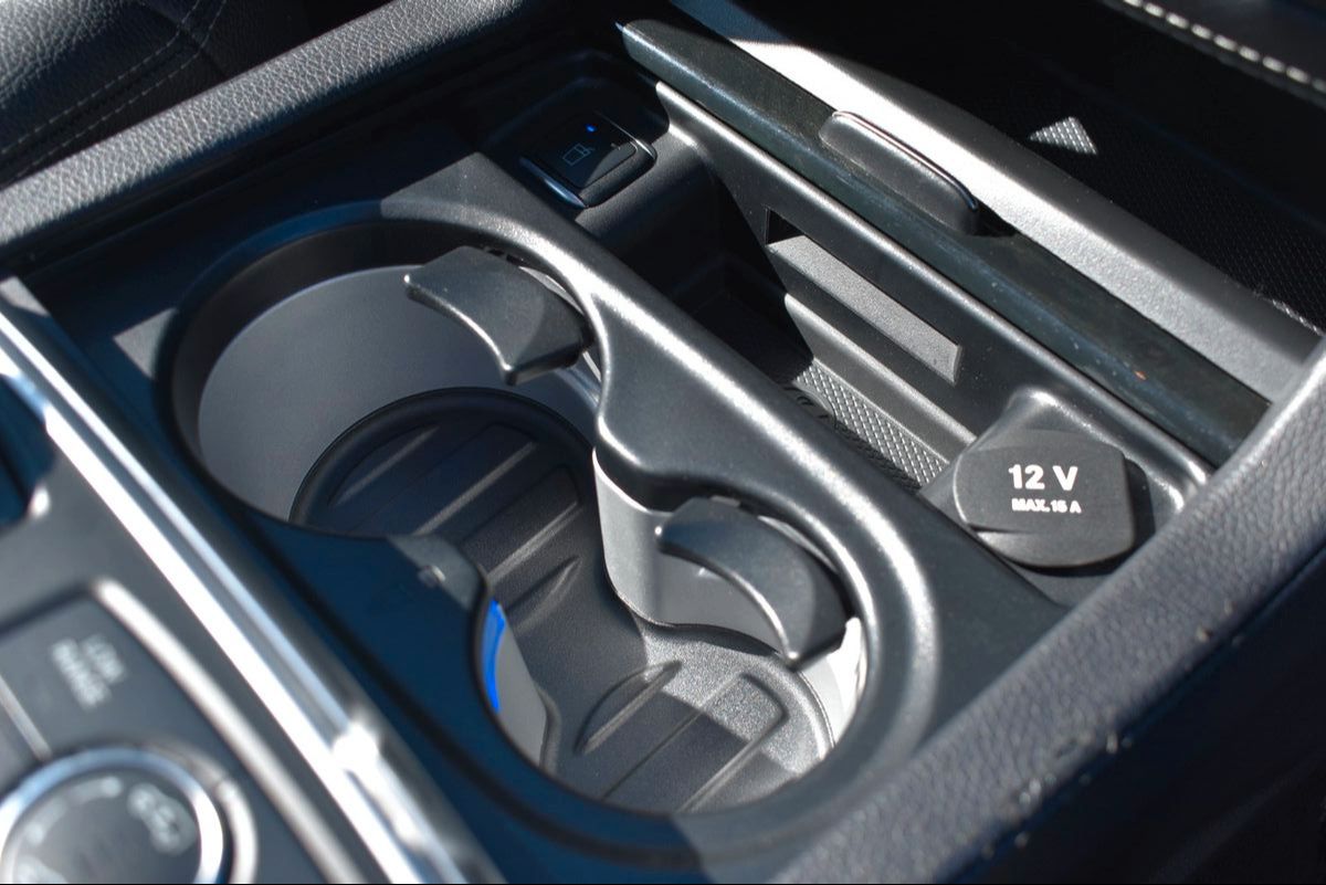 Fahrzeugabbildung Mercedes-Benz ML 350 CDI Display Fond H&K AHK Pano Softclose