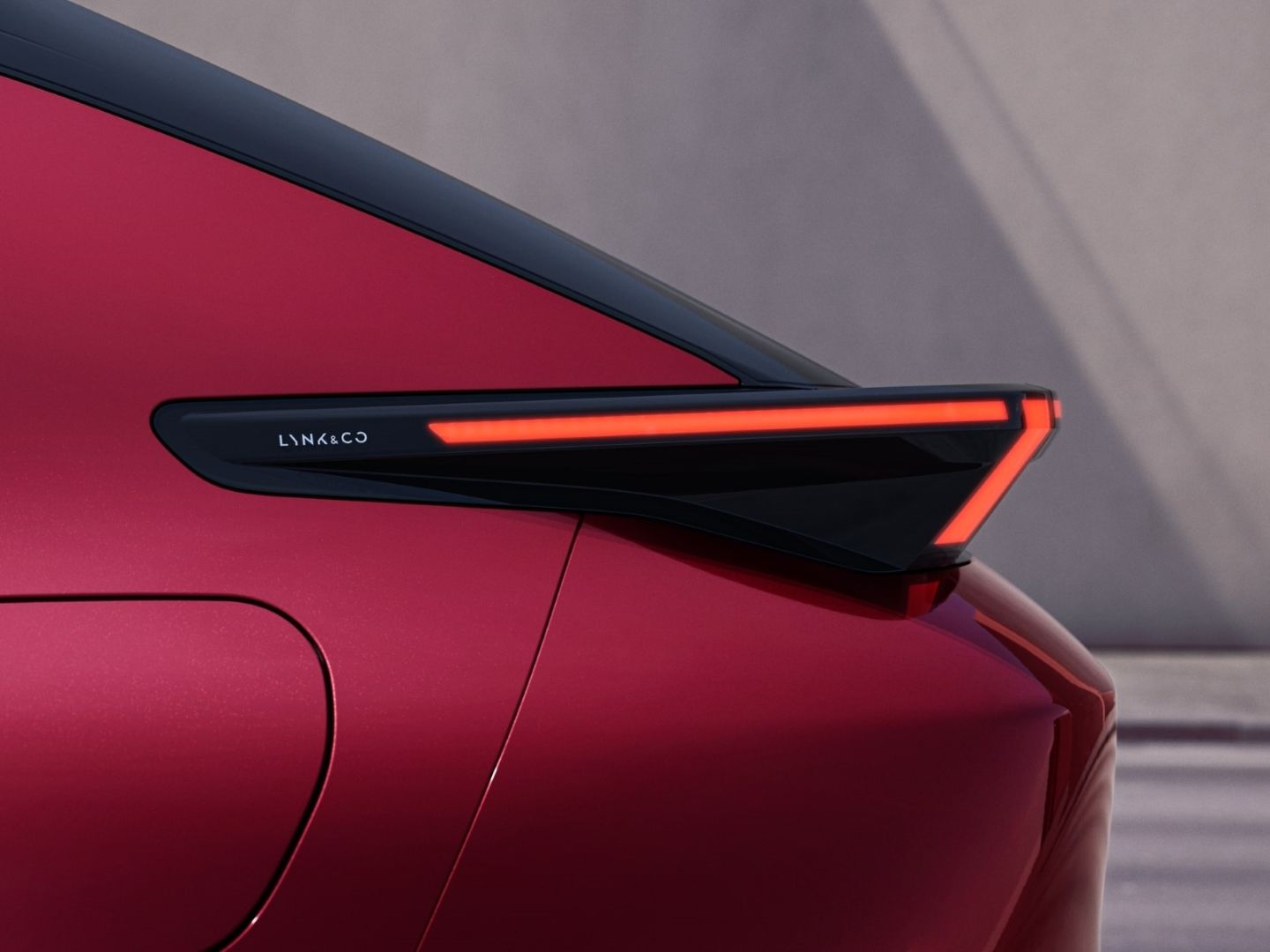 Lynk & Co 02