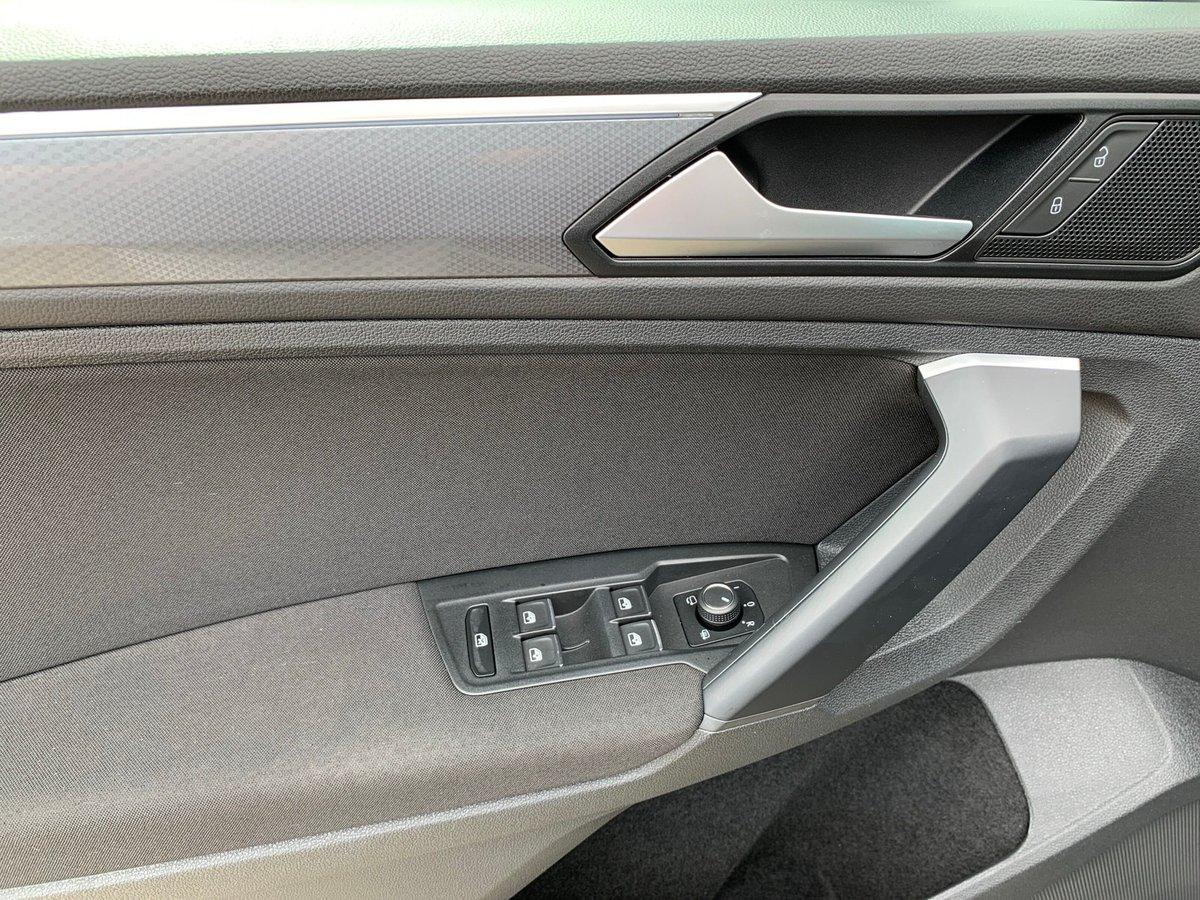 Volkswagen Tiguan ACTIVE 1.5 TSI LED+NAVI+DAB+KLIMA+KAMERA, миниатюра 20