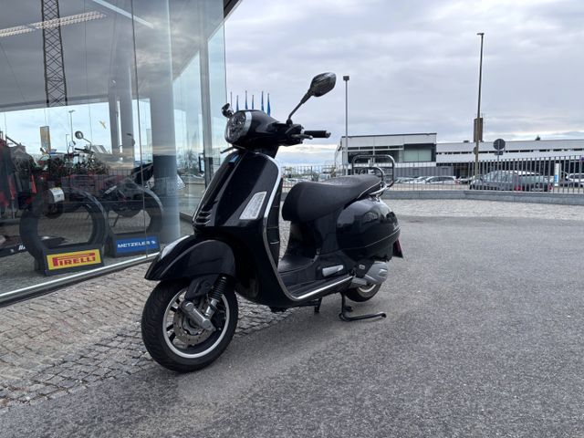 Vespa GTS 125 Super