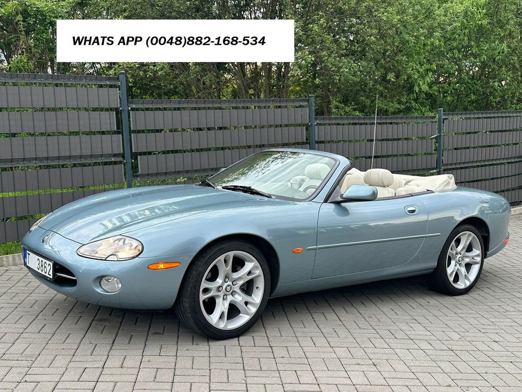 Jaguar XK8