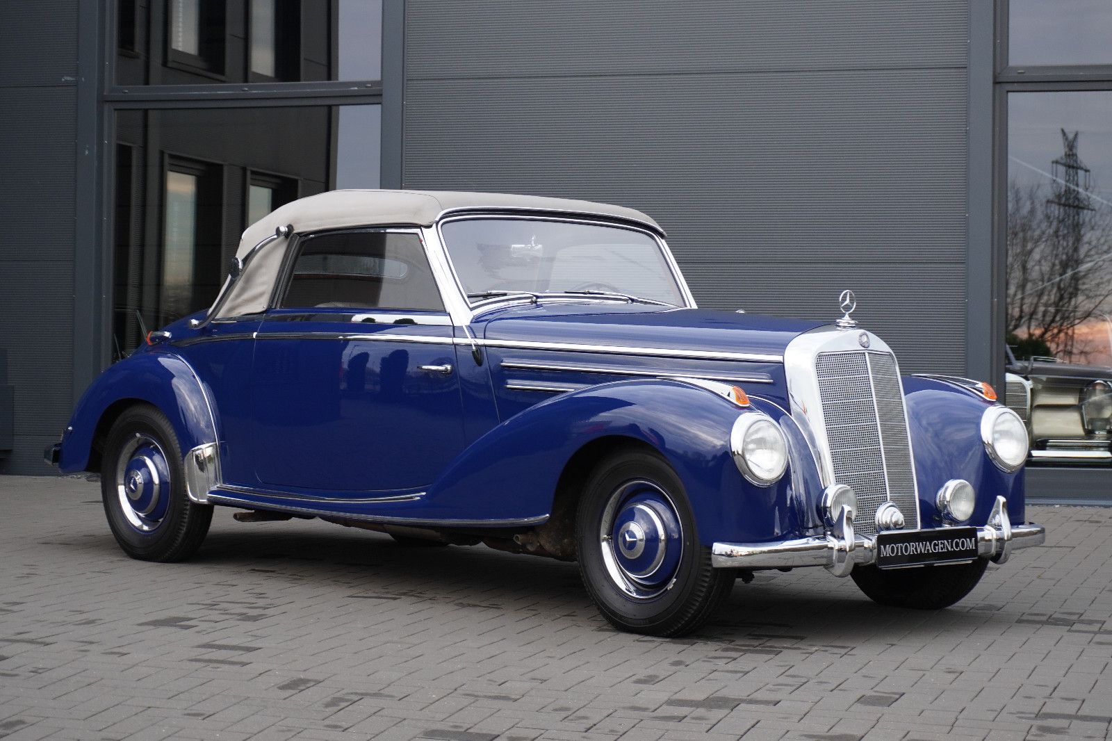 Fahrzeugabbildung Mercedes-Benz 220 A Cabriolet