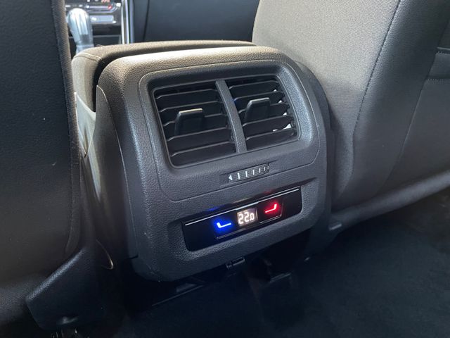 Touran Highline 1.5 TSI DSG ACC/AHK/LED/NAVI/RFK