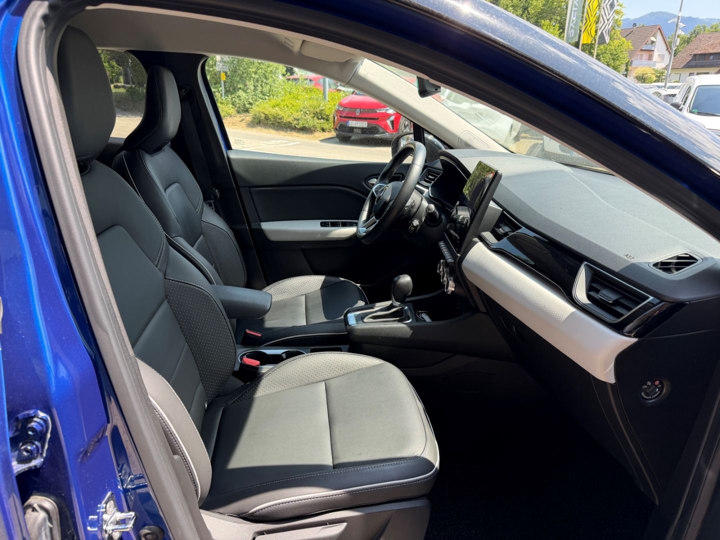 Fahrzeugabbildung Renault Captur II Edition One TCE 140 EDC Navi Leder Dig