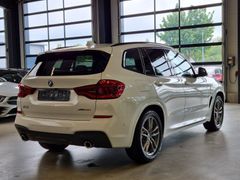 Fahrzeugabbildung BMW X3 XDRIVE 30i M-SPORT LEDER STANDHZ PANO AHK 360