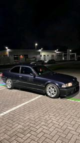 BMW e36 320i Coupé - BMW 320: Coupe, 320i E36