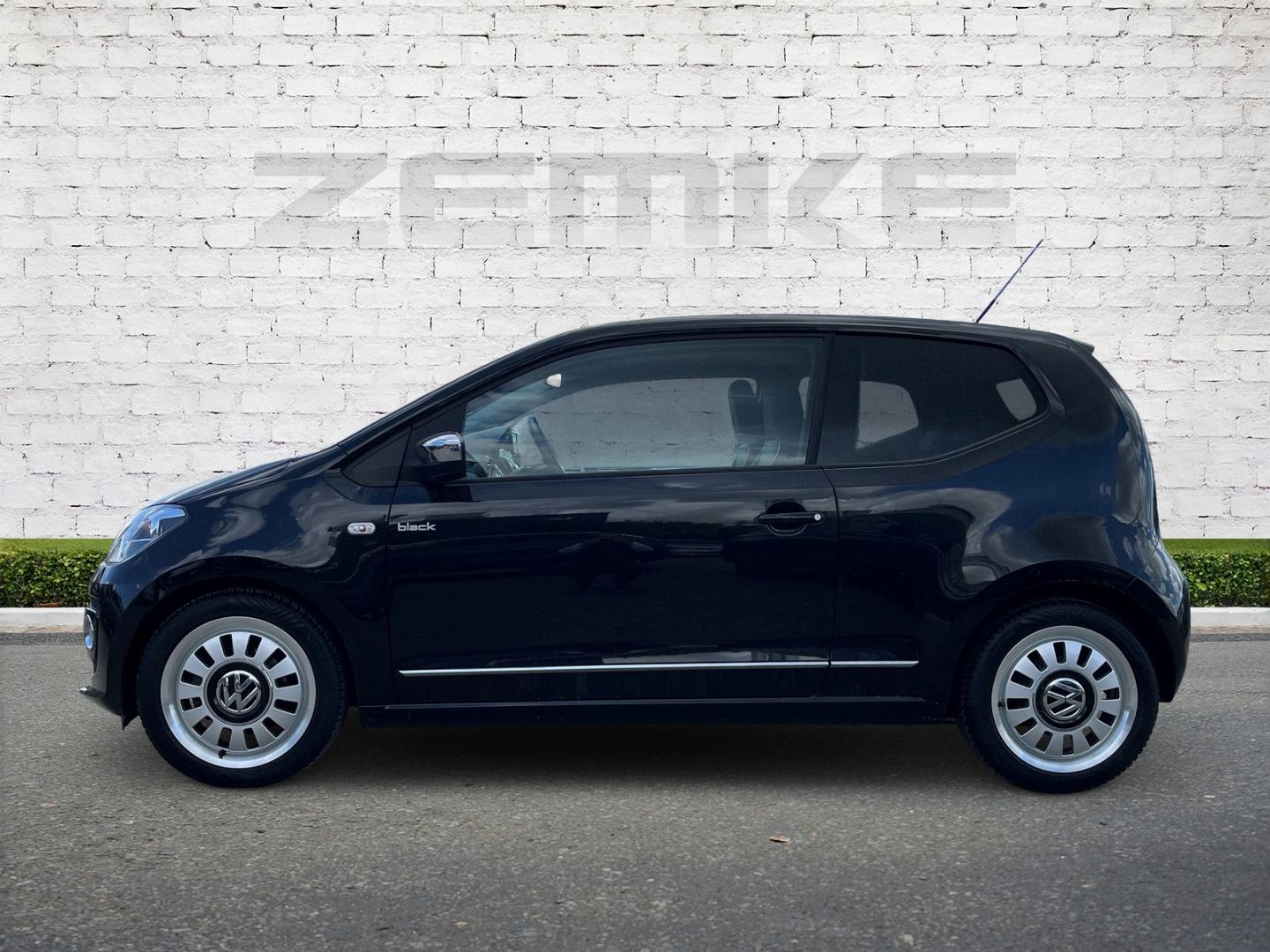 Volkswagen up! 1.0 black StandHZG Navi Soundsystem SHZ Notb