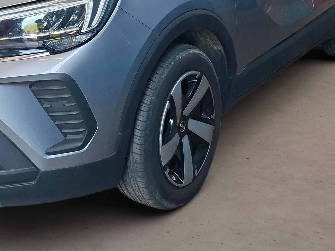 Fahrzeugabbildung Opel Crossland (X) 1.2 EDITION NAVI/LED/KAMERA/DAB+