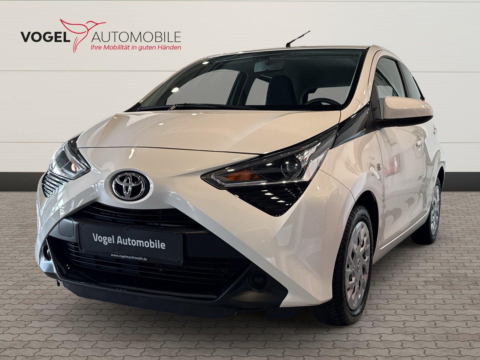 Toyota AYGO 1.0 x-play Facelift