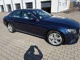 Mercedes-Benz E 400 4MATIC AVANTGARDE Autom. AVANTGARDE - blaue Mercedes-Benz E 400