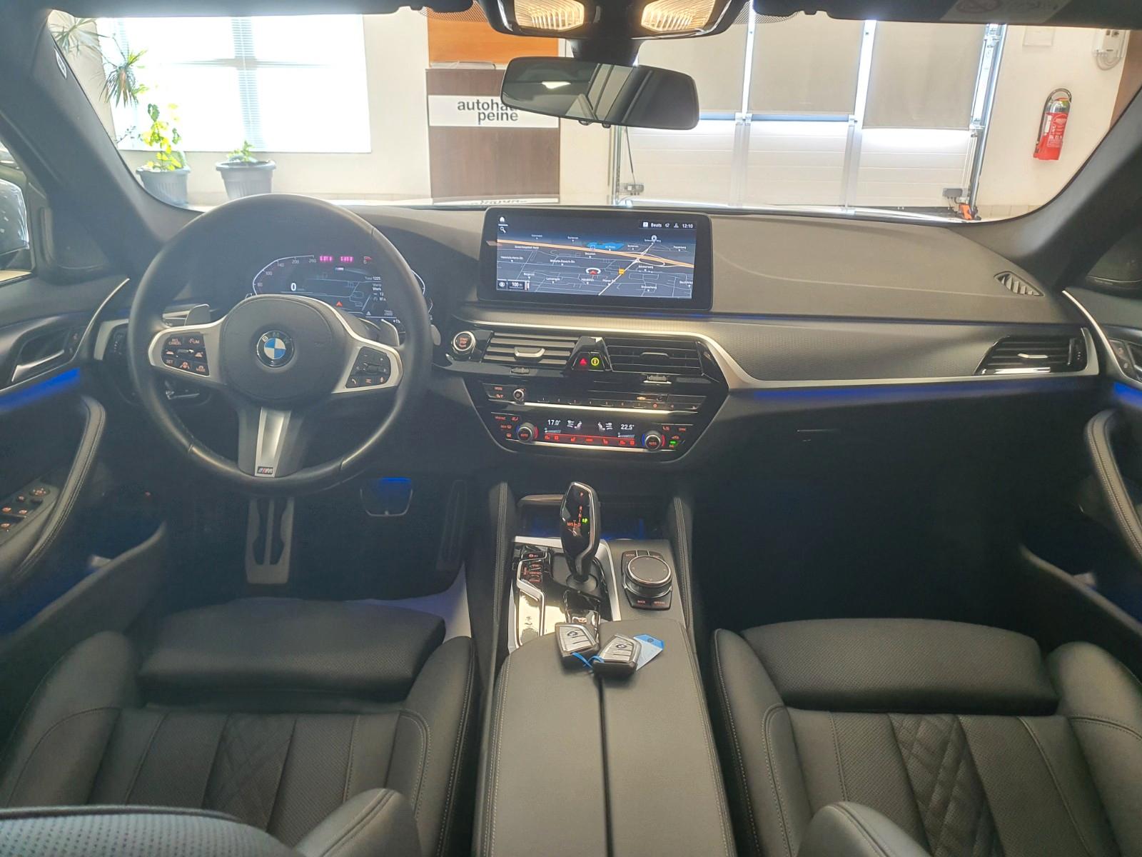 BMW 530d/LCPProf/LED/P&DrivAsProf/HarmKar/M-Sport