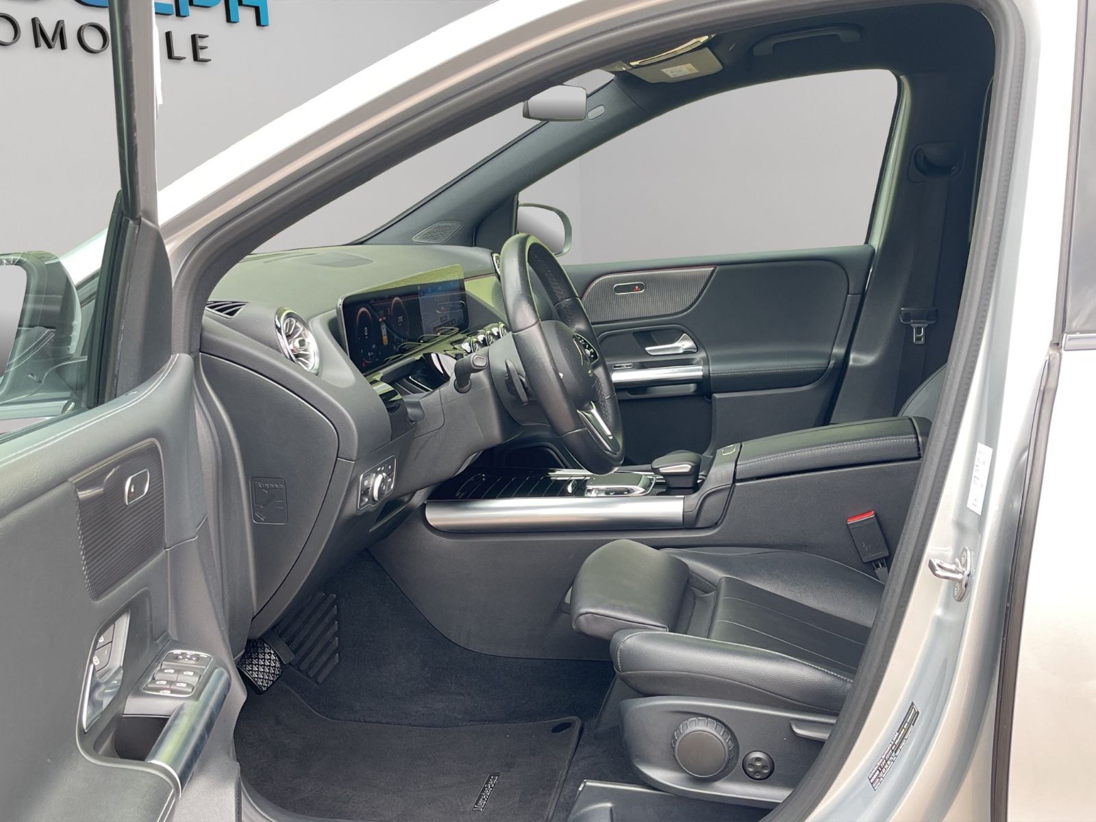 Mercedes-Benz B 200 AUTOM LEDER DIGITAL JUNGE STERNE GARANTIE foto 11