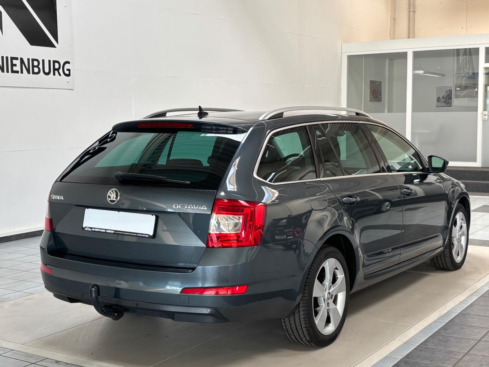 Skoda Octavia 2.0 TDI,Automatik,Scheckheft,Teilleder