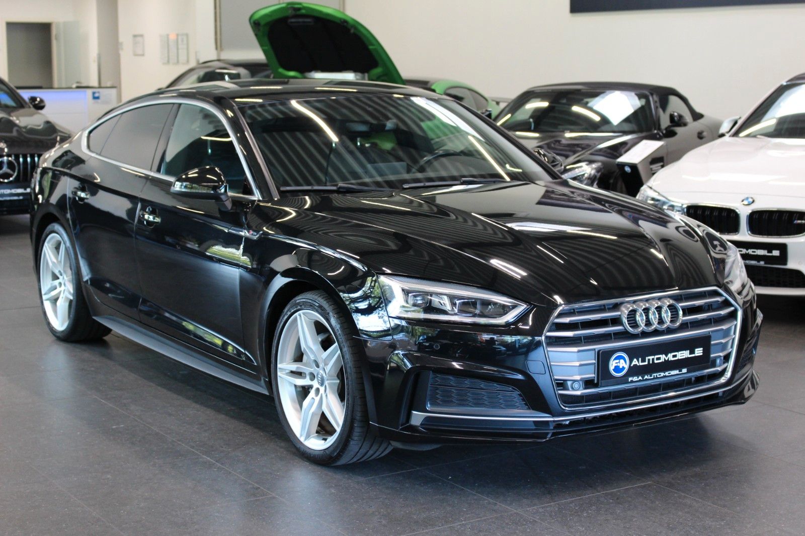 Fahrzeugabbildung Audi A5 2.0 TDI S Line Sportpaket 1.Hand+Keyless-Go