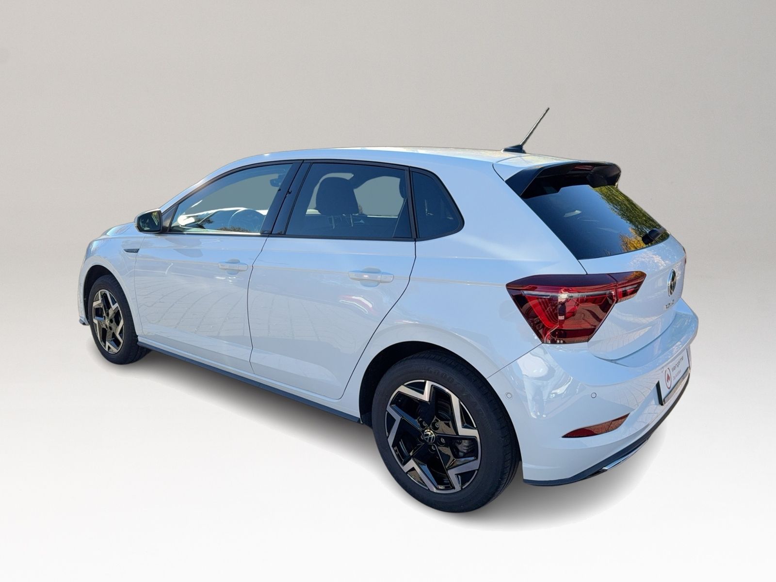 Polo R-Line 1.0 TSI, IQ Drive, Rear view, keyles