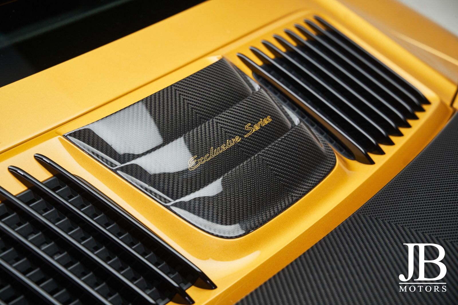 Fahrzeugabbildung Porsche 911 Turbo S Exclusive Series Burmester Lift