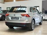 Volkswagen Tiguan 2.0 TDI BMT 4MOTION DSG Sound ASSIST-PLUS - Volkswagen Tiguan: Plus