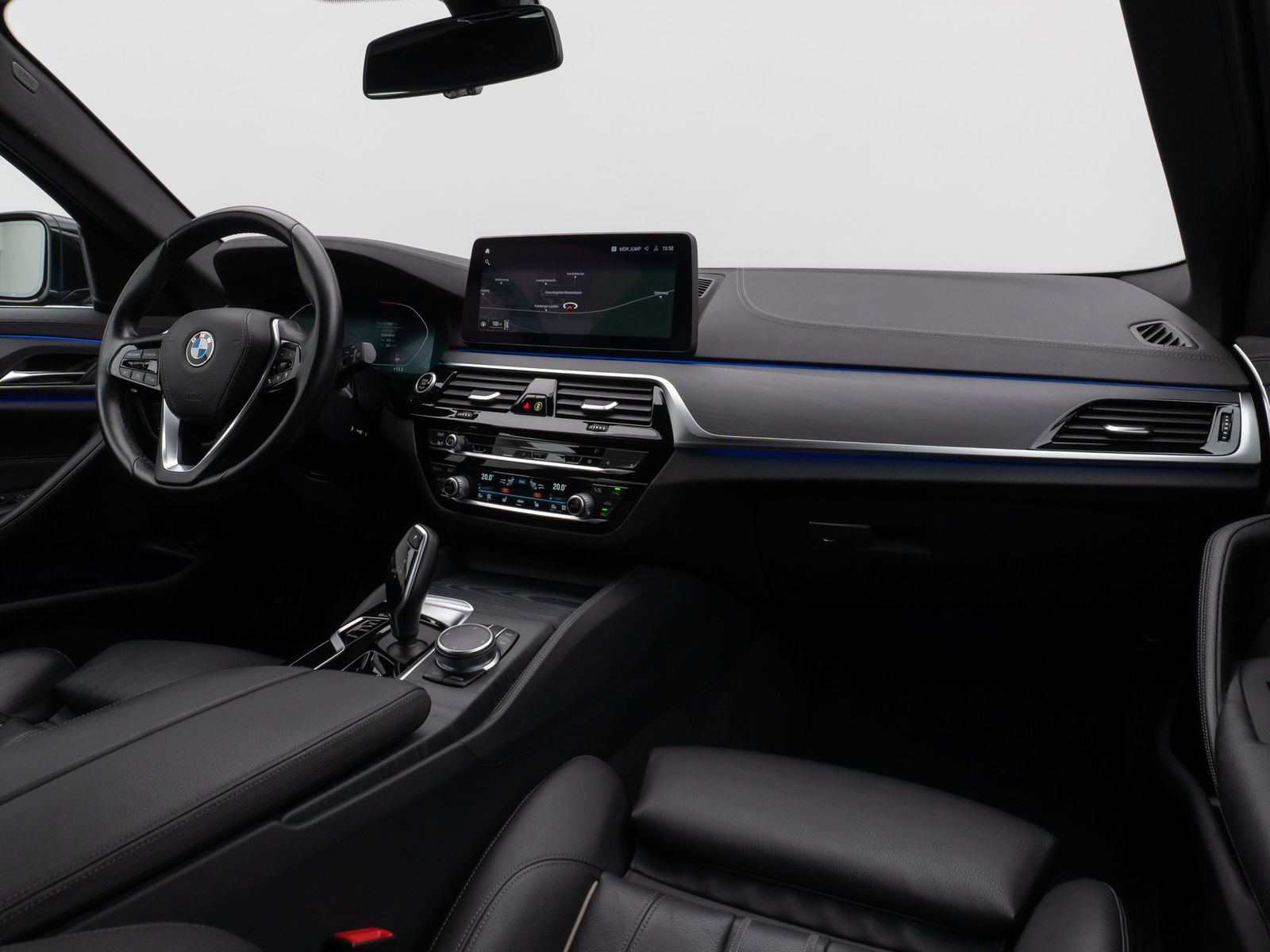 Fahrzeugabbildung BMW 520d LuxuryLine Kamera DAB CockPitPr Alarm Sport