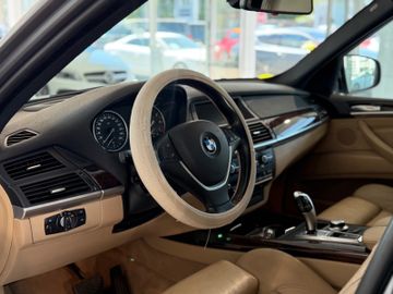 BMW X5 - 12