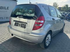 Fahrzeugabbildung Mercedes-Benz A 180 A 180 CDI Automatikgetriebe Scheckheft PDC