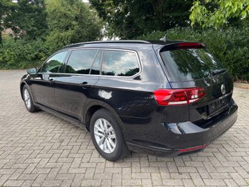 Volkswagen Passat Variant - 4