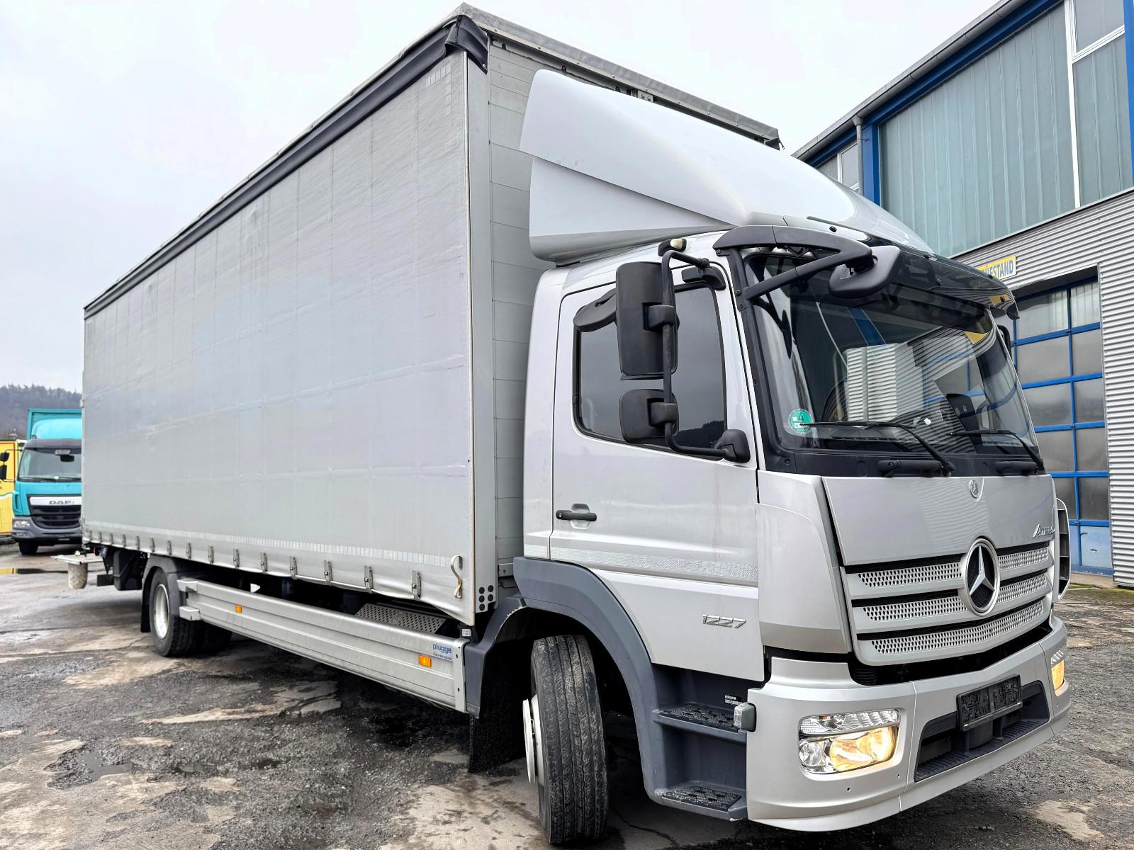Mercedes-Benz Atego 1227