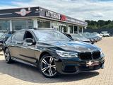 BMW M760 L i xDrive*PANO*HEAD-UP*360°K*KEYLESS*MASSA - BMW M760 Gebrauchtwagen