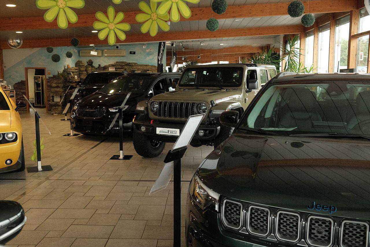 showroom-image-bottom