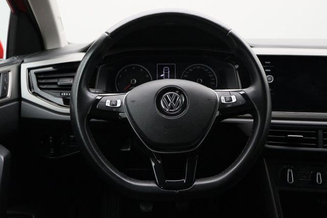 Fahrzeugabbildung Volkswagen Polo VI 1.0 Comfortline