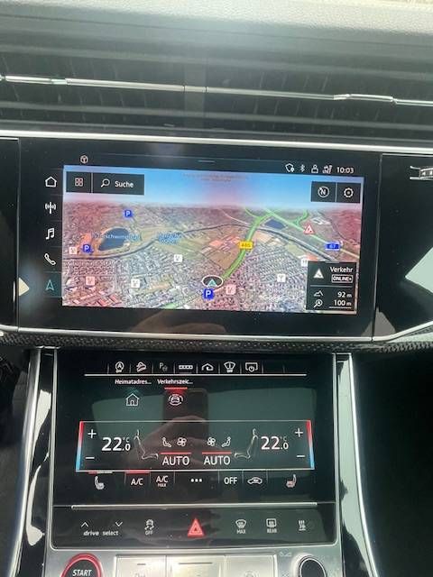 Fahrzeugabbildung Audi SQ8 AT//AHK, Standheizg.,Matrixlicht,Pano,RFK, P