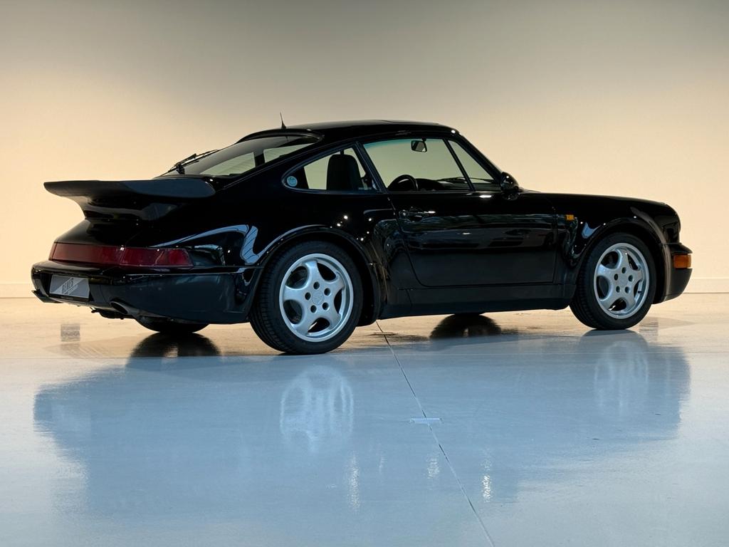 Porsche 964