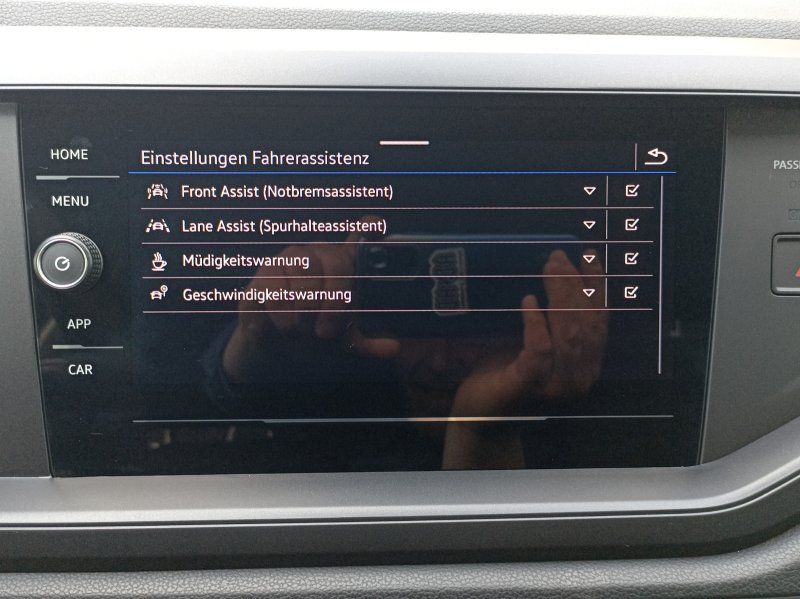 Fahrzeugabbildung Volkswagen Polo 1.0 TSI Life
