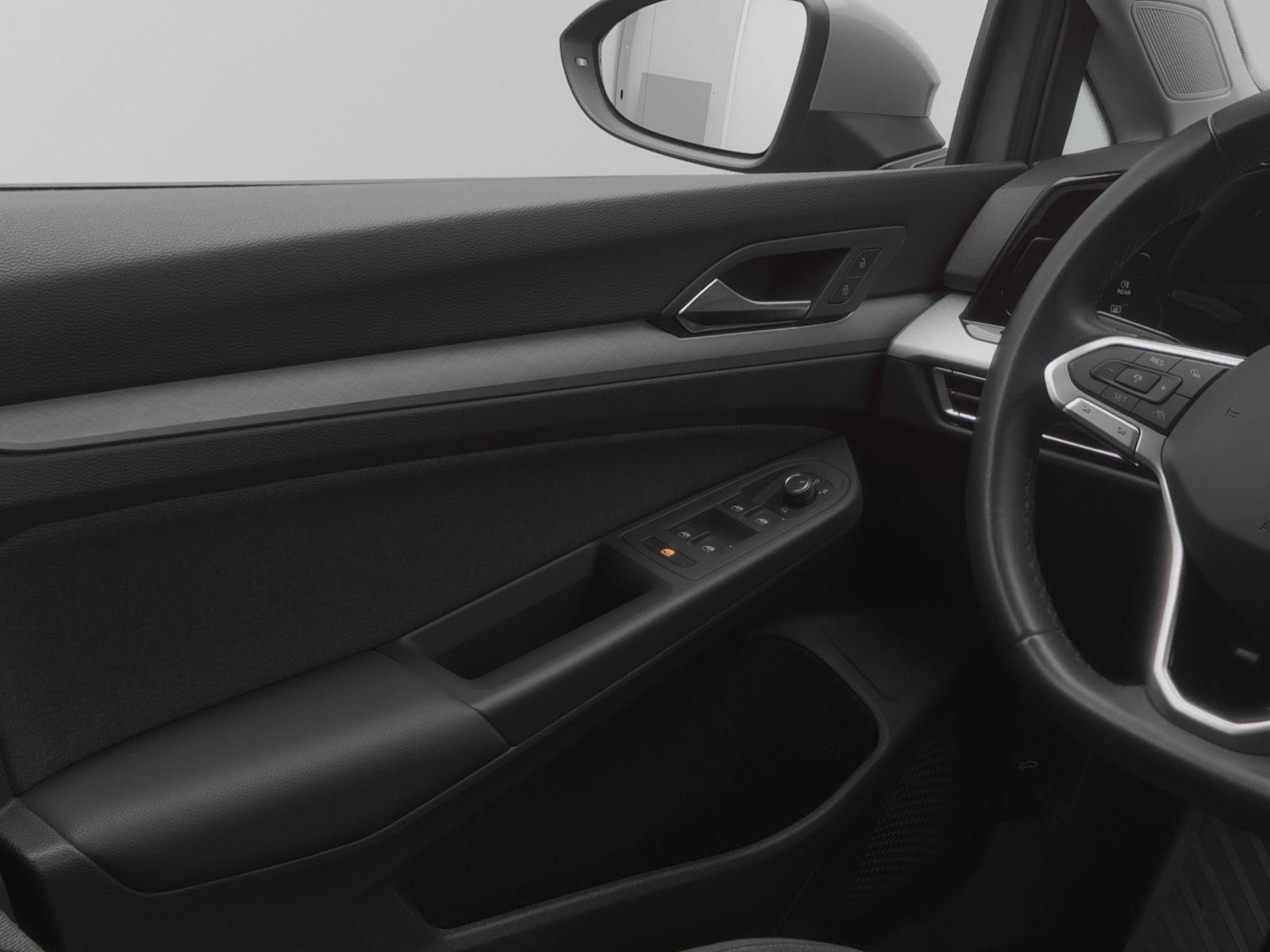 Volkswagen Golf VIII Life 1.5 eTSI DSG, миниатюра 12