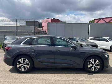 Audi Q8 e-tron - 6