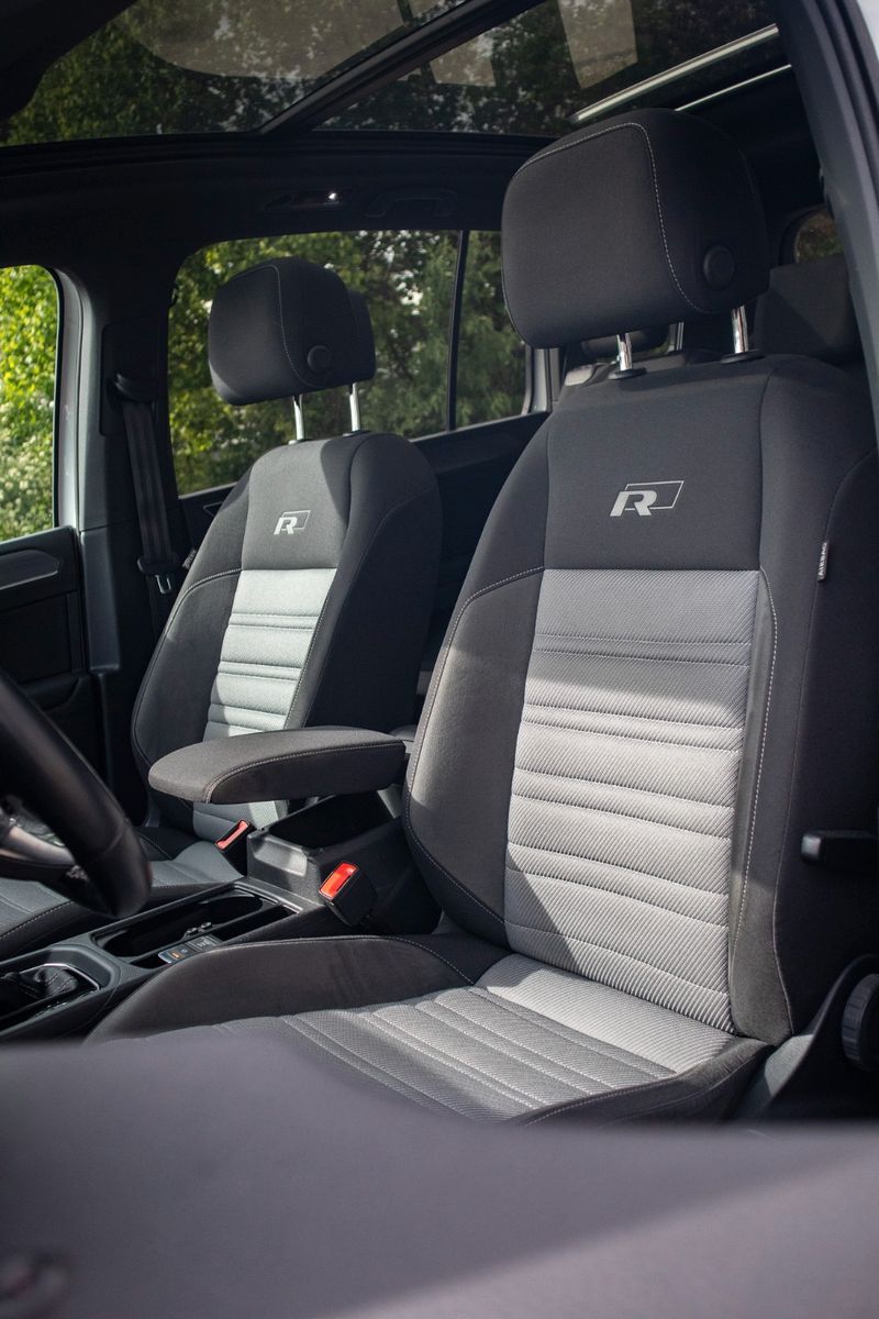 Fahrzeugabbildung Volkswagen Touran Highline R-Line*AHK*DSG*PANO*